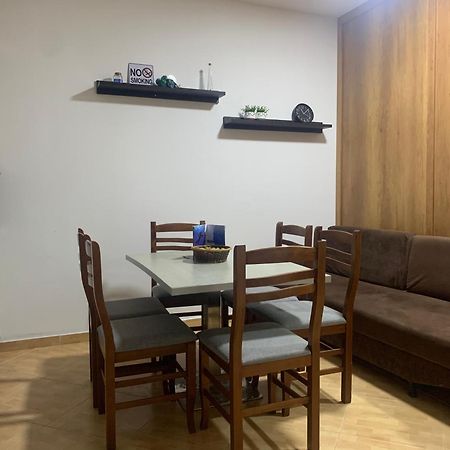 Seaview Vlora Apartment ภายนอก รูปภาพ